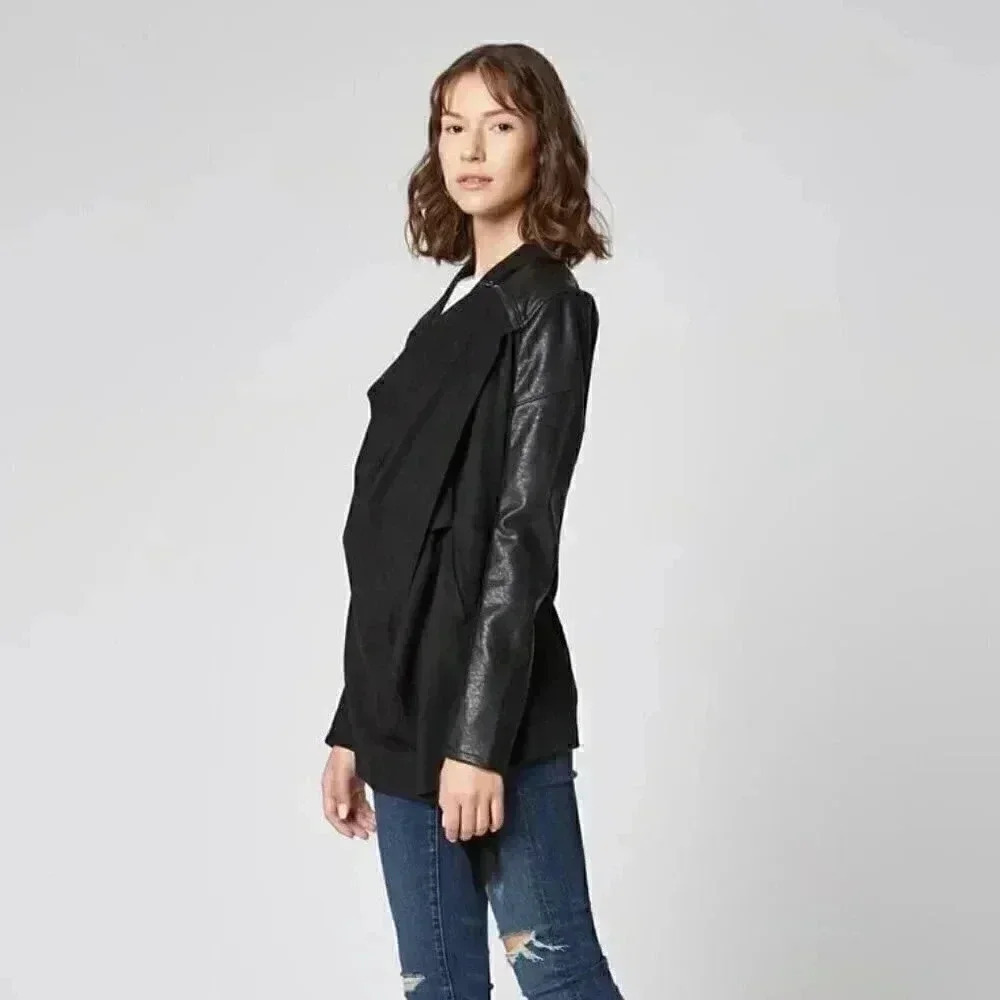 Drape front jacket with shoulder zip detailing.